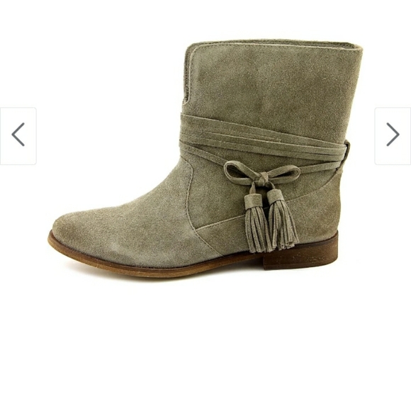 Gray Boots - Picture 3 of 5